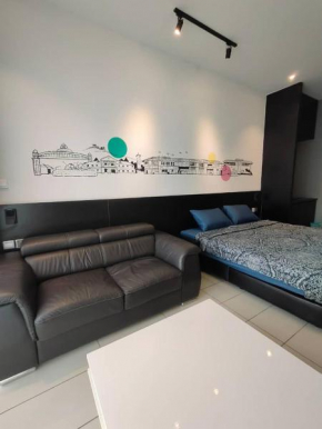 Aeropod Studio Room Suite at Stay In Kay Kay